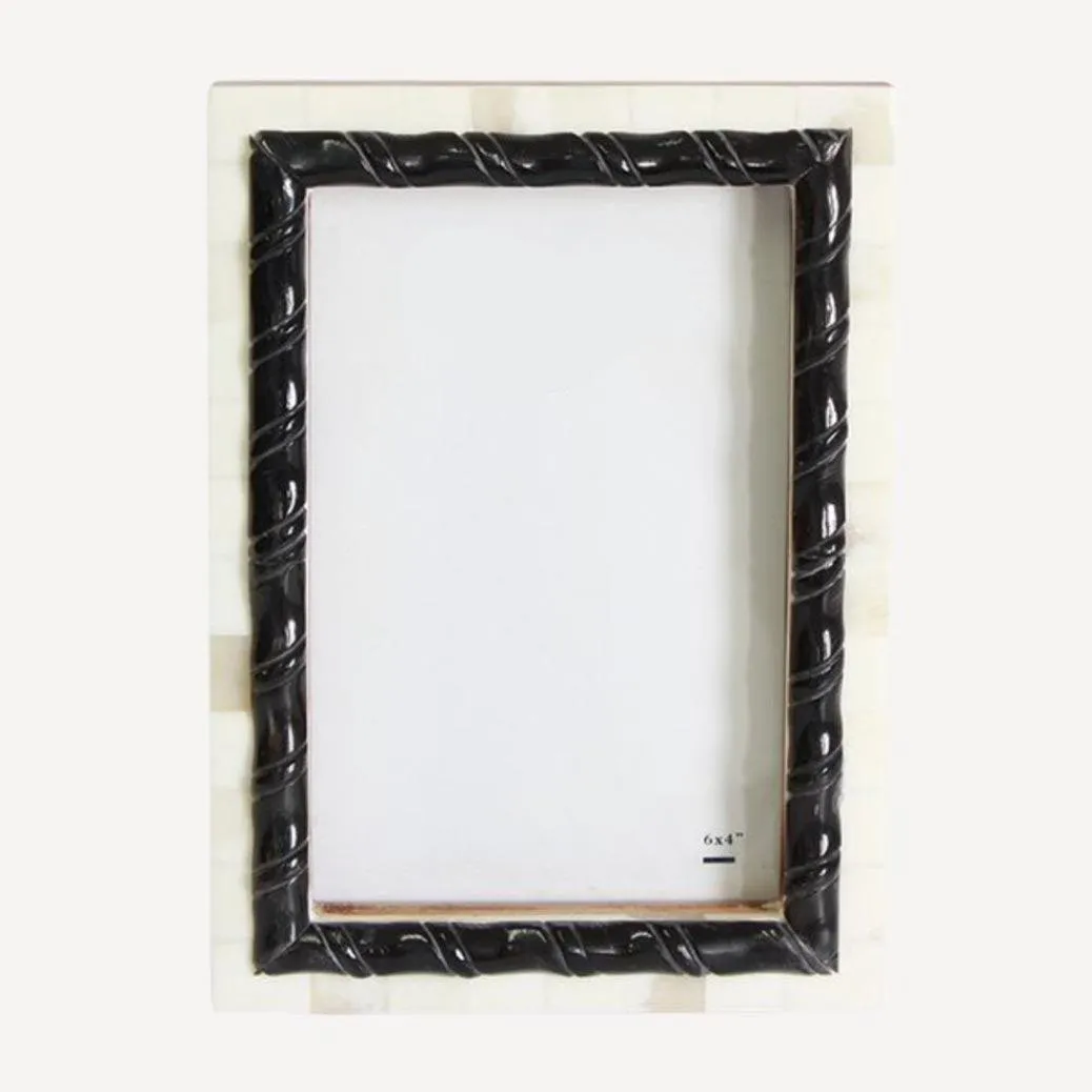 Black & White Spiral Frame | 4 x 6"