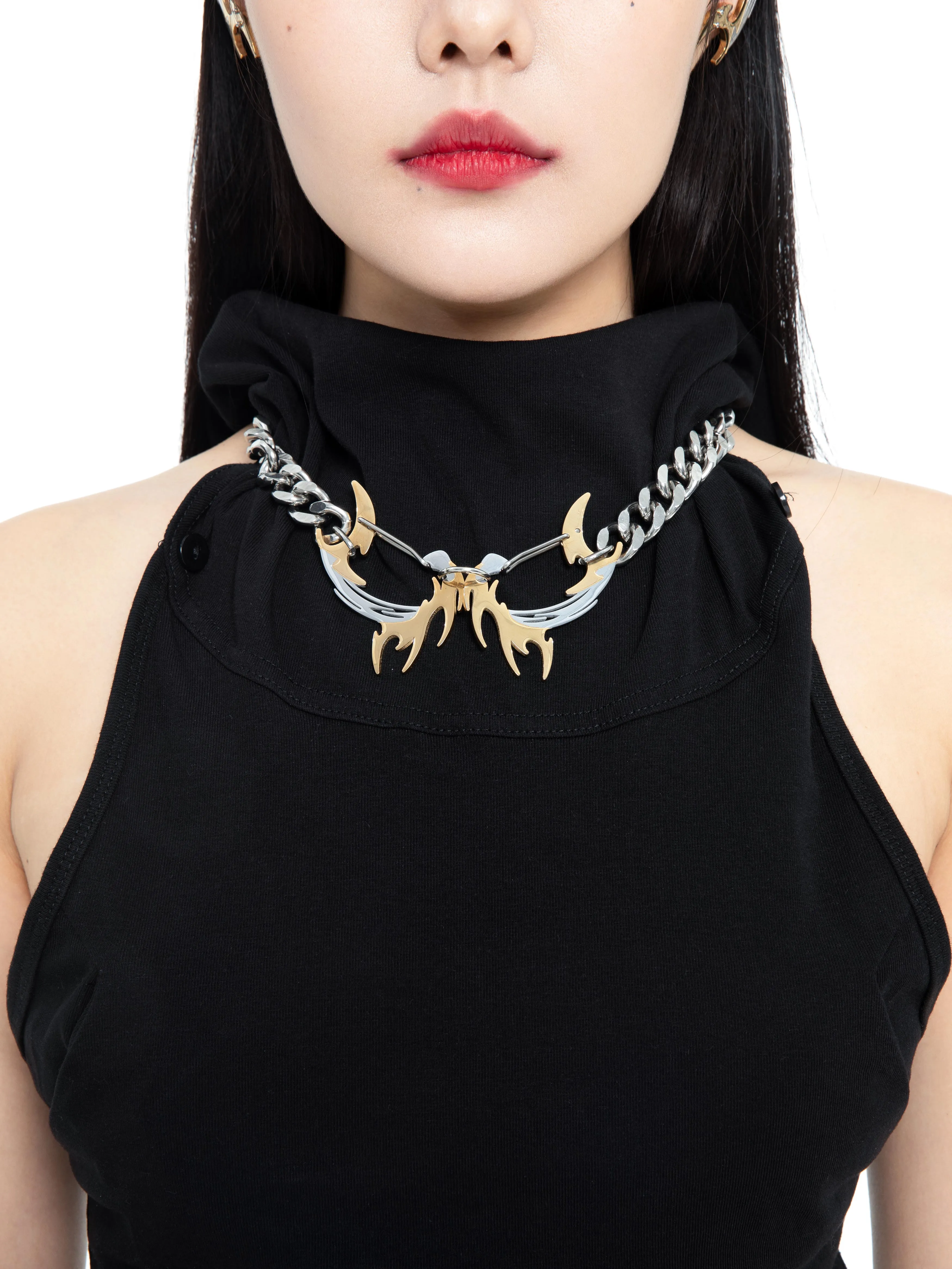 Fervooor Futureistic golden dragon necklace