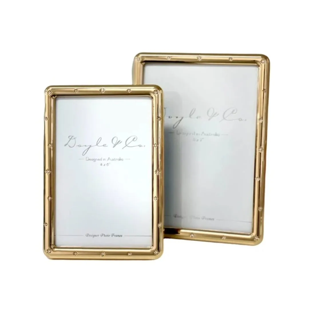 Gold Frame With Scatter Diamonds | 5 x 7"