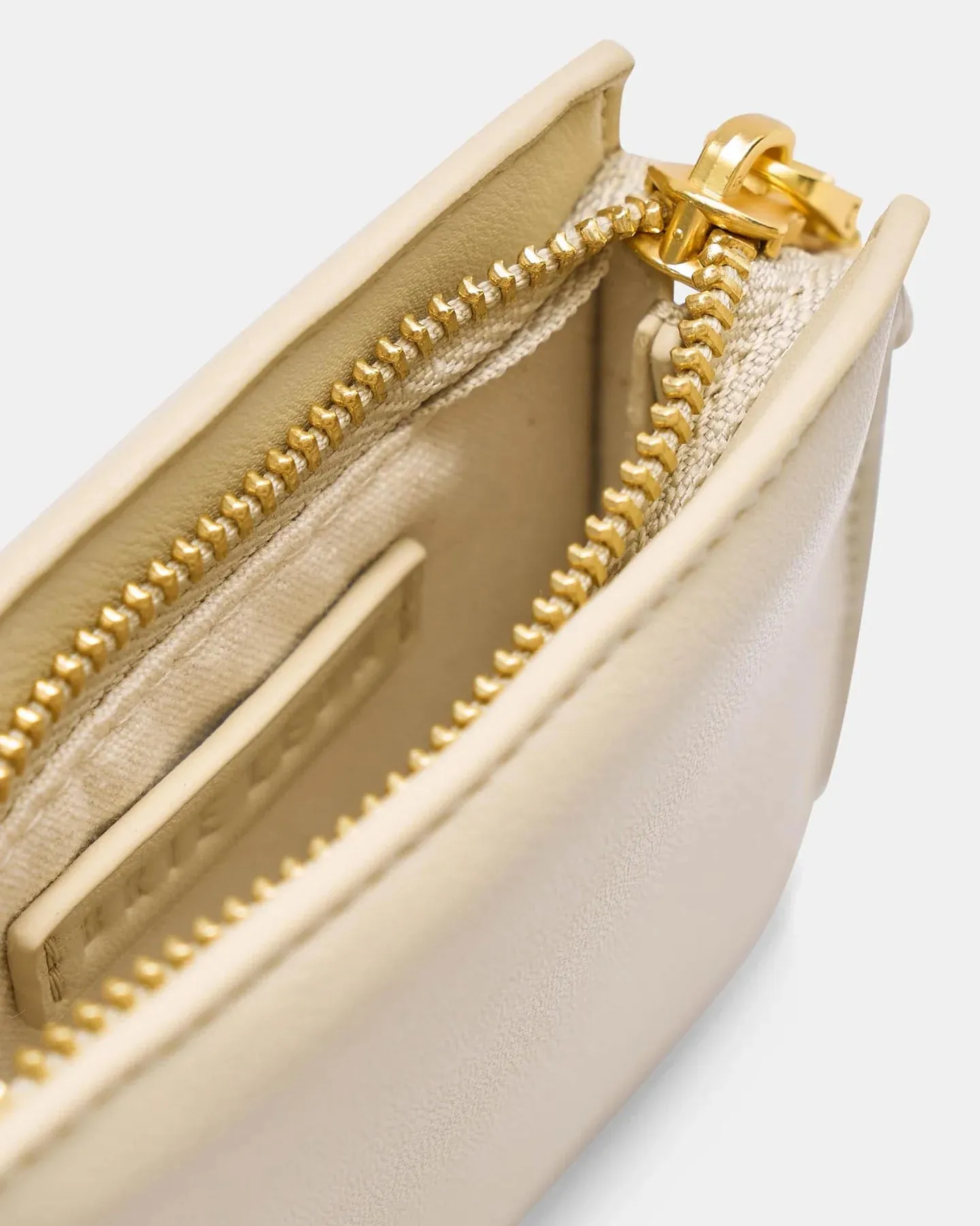 MARTHA COIN PURSE - CASHEW