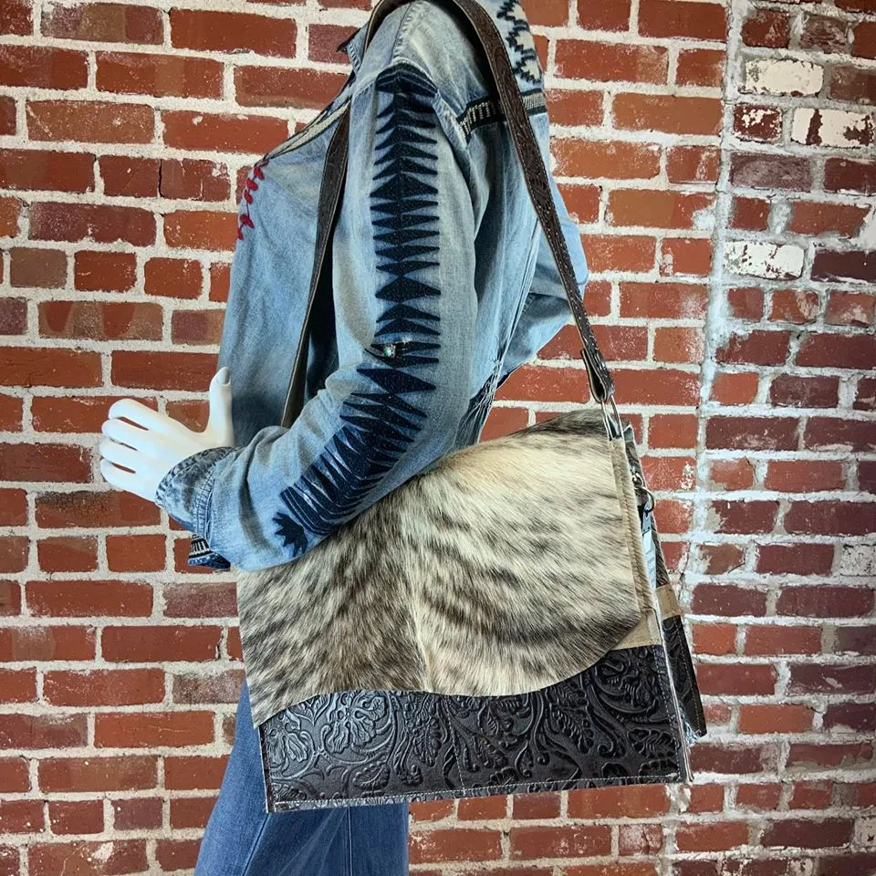 Papoose Tote - #18000